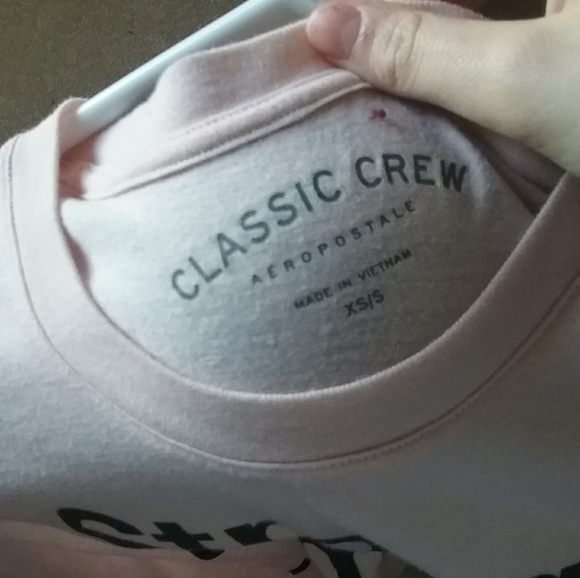 Strong female tee - Picture 3 of 3